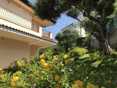Camera Matrimoniale B&B - Balcone vista mare e giardino